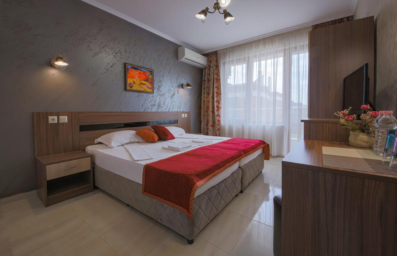 Guesthouse Phoenix Obzor Exterior foto